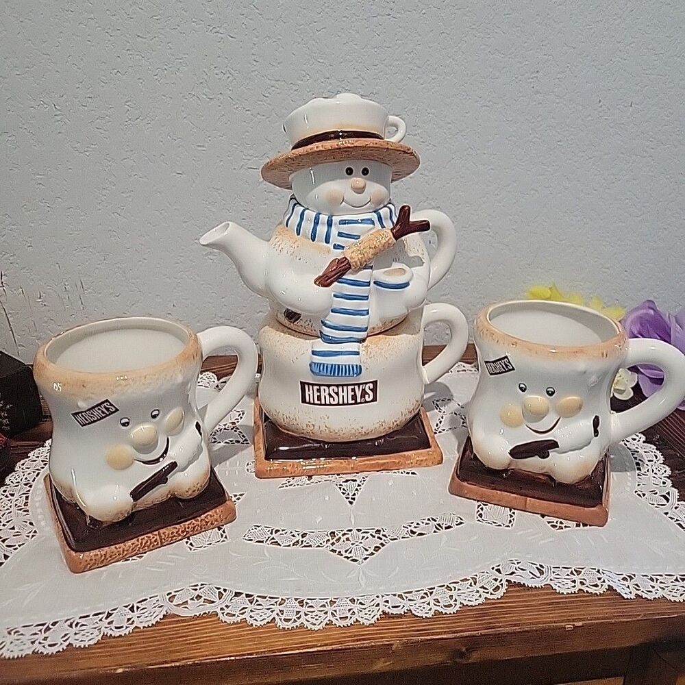 Vtg Hershey's S'mores Snowman Tea Pot with Marshmallow Mugs (5 Piece)